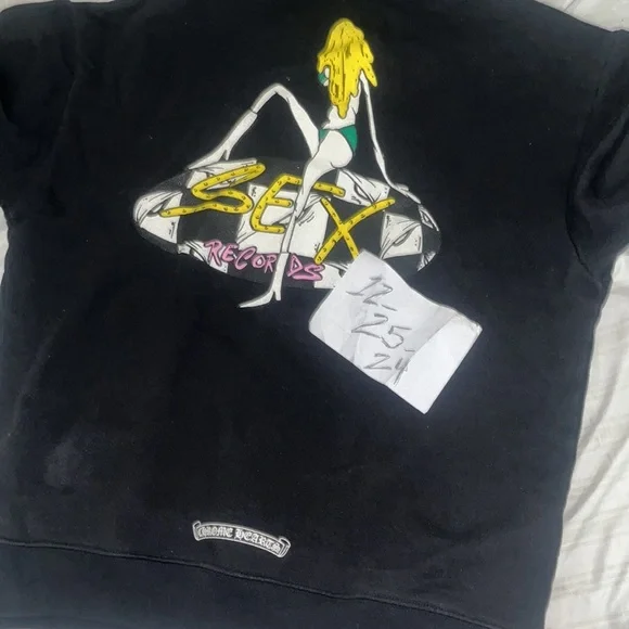 Black Sweatshirt with Quirky Graphic Design in Yellow display picture 1